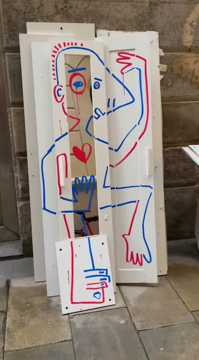  – street art in Barcelona: scene from the Art Is Trash video by Francisco de Pájaro