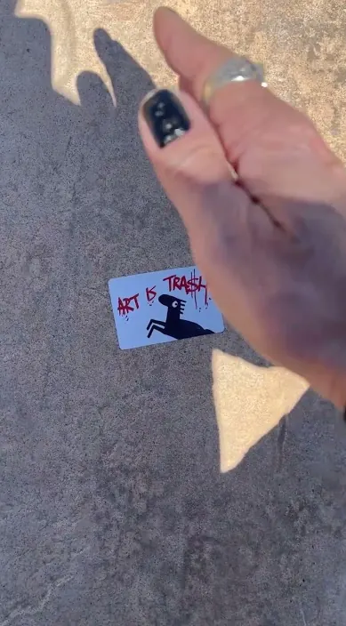 Barcelona – street art: scene from the Art Is Trash video by Francisco de Pájaro