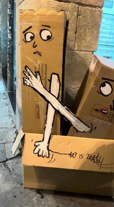 Barcelona night – street art: scene from the Art Is Trash video by Francisco de Pájaro
