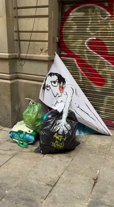 BASURA www. es – street art: scene from the Art Is Trash video by Francisco de Pájaro