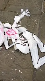 Desea nada y lo tendrás todo. autobiografía de – street art in Barcelona: scene from the Art Is Trash video by Francisco de Pájaro