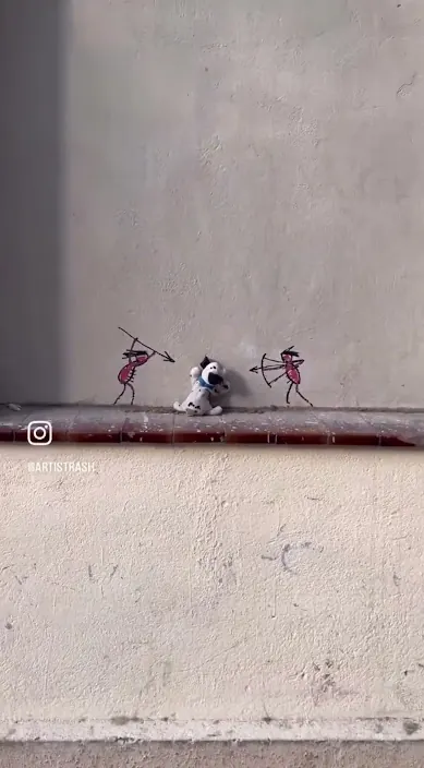 Several tiny painted figures on a white wall, Barcelona, Art Is Trash