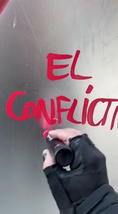 El conflictivo es – street art in Barcelona: scene from the Art Is Trash video by Francisco de Pájaro