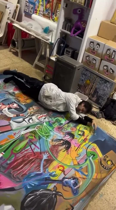 El estudio – street art in Barcelona: scene from the Art Is Trash video by Francisco de Pájaro