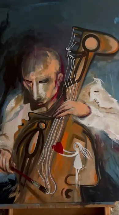 Hombre con violonchelo – street art in Barcelona: scene from the Art Is Trash video by Francisco de Pájaro