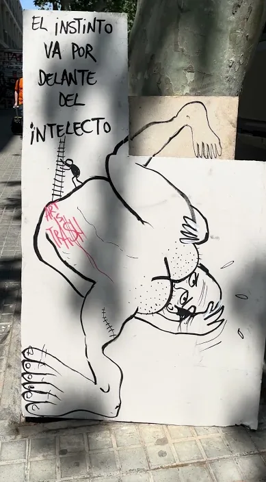 Instinto – street art in Barcelona: scene from the Art Is Trash video by Francisco de Pájaro