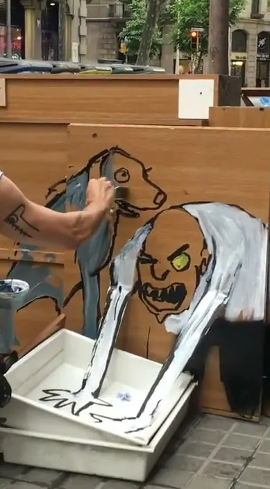 Lo que no tengo deTRASH lo tengo delante – street art in Barcelona: scene from the Art Is Trash video by Francisco de Pájaro
