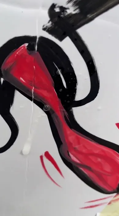 Love – street art in Barcelona: scene from the Art Is Trash video by Francisco de Pájaro