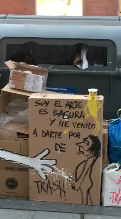M a d r i d, 2022 – street art in Barcelona: scene from the Art Is Trash video by Francisco de Pájaro