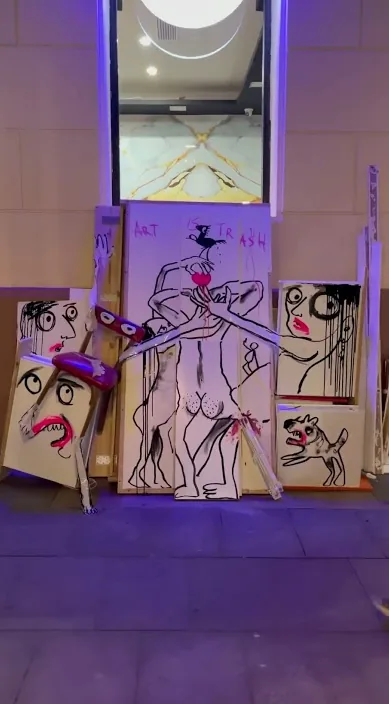 Que quieres de mi – street art in Barcelona: scene from the Art Is Trash video by Francisco de Pájaro