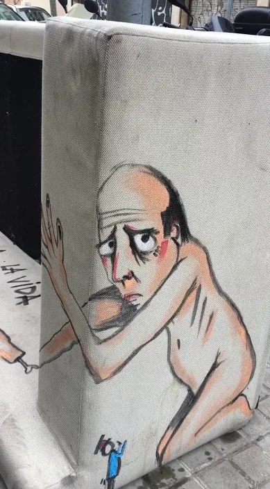 Sin cultura la vida es tortura – street art in Barcelona: scene from the Art Is Trash video by Francisco de Pájaro