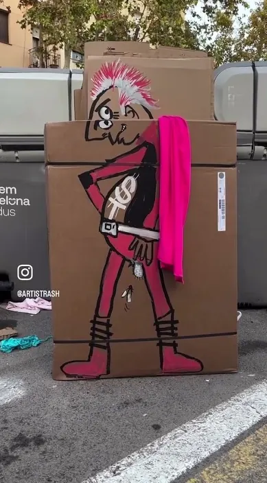 SÚPER TRASH: el anti héroe de la basura – street art in Barcelona: scene from the Art Is Trash video by Francisco de Pájaro