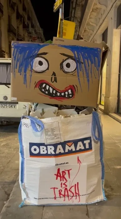 Un clásico. www. es – street art in Barcelona: scene from the Art Is Trash video by Francisco de Pájaro